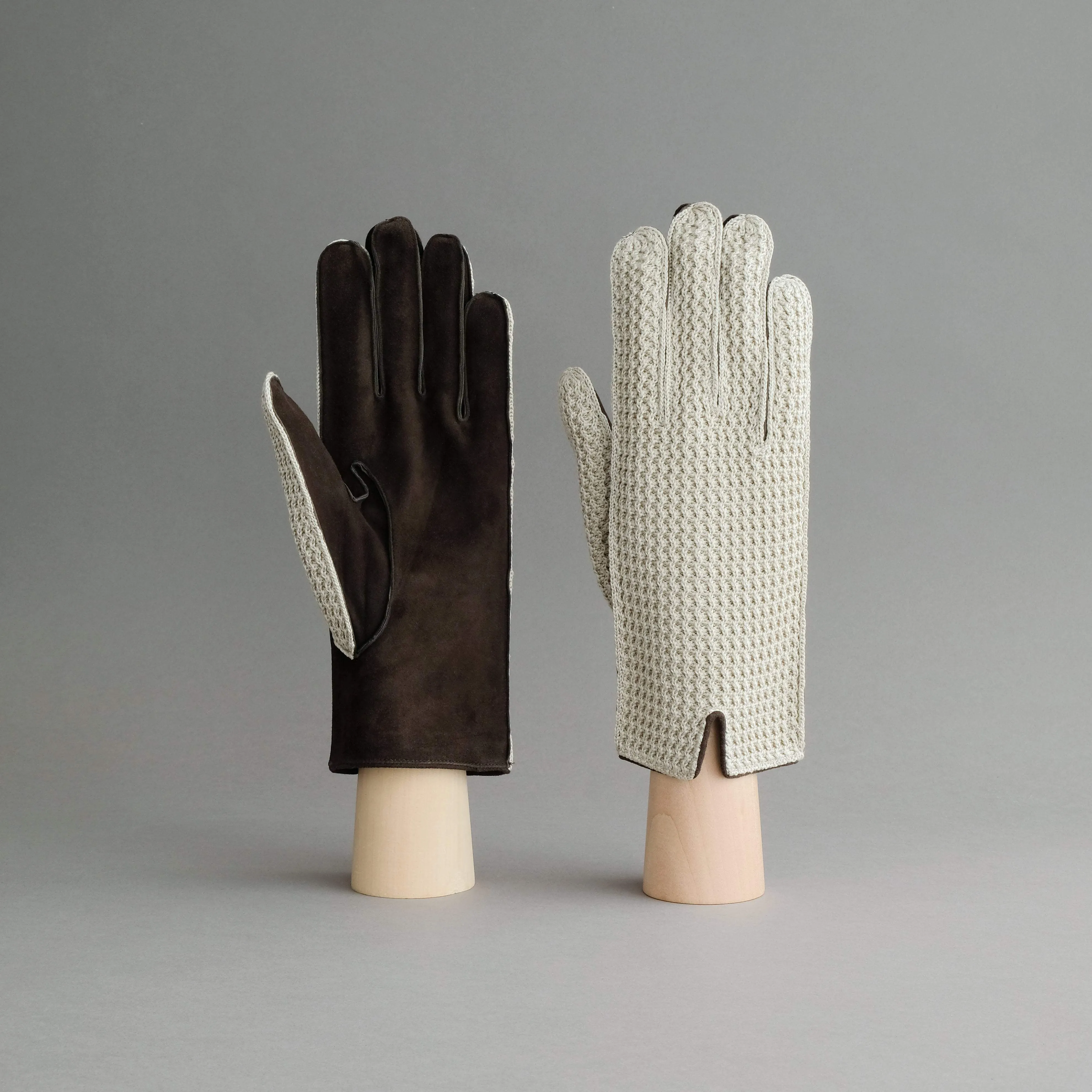 Gentlemen's Unlined Gloves from Reindeer and Cotton Crochet