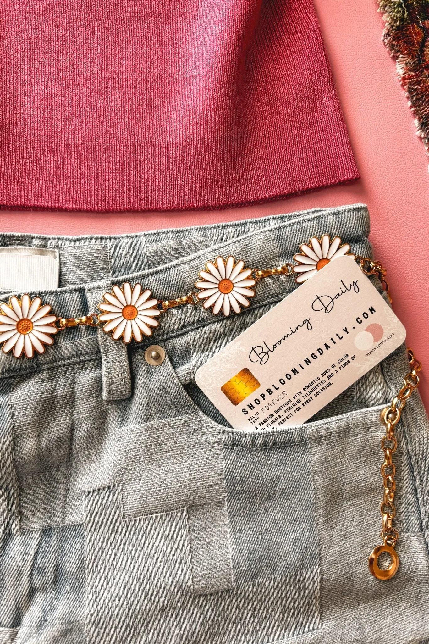 Retro Daisy Metal Chain Belt | Women's Belts | Gold