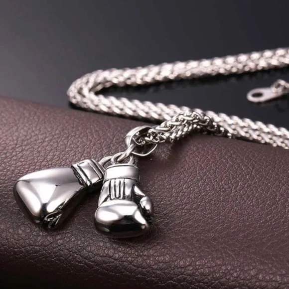 Trendy Mini Boxing Gloves Pendant – A Must-Have Rearview Mirror Decoration!